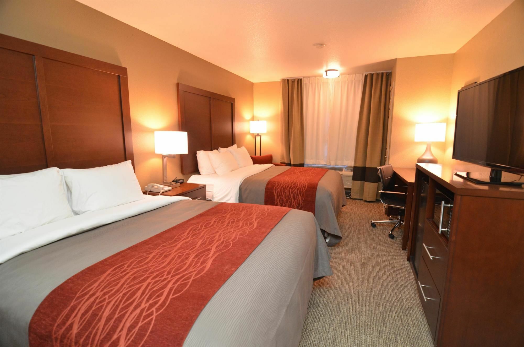 Super 8 By Wyndham Altoona Hotel Eksteriør billede